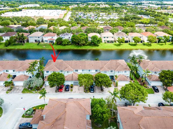 2196 Oakmont Drive, Riviera Beach FL 33404