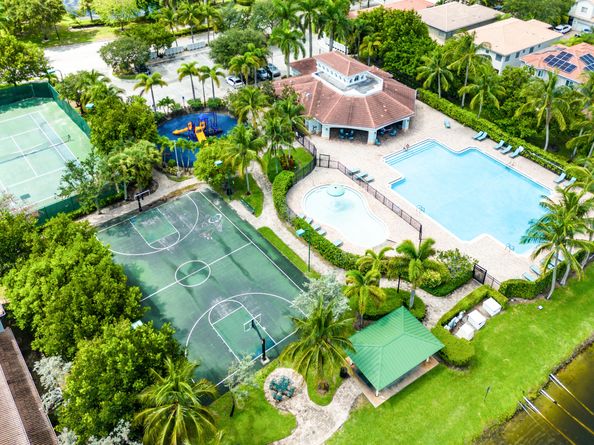 2196 Oakmont Drive, Riviera Beach FL 33404