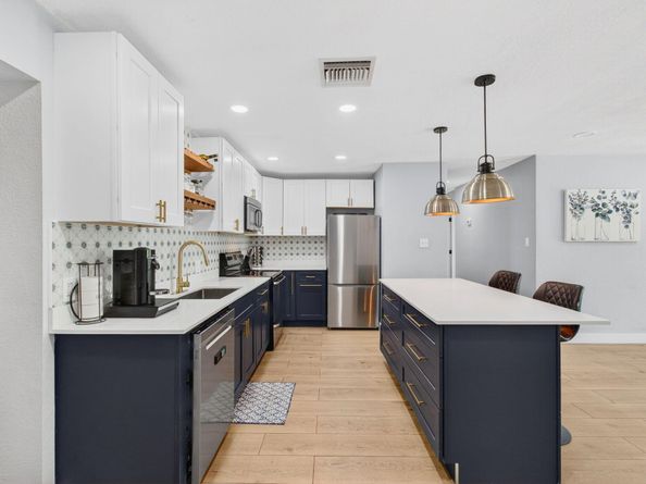 826 Cochran Drive, Lake Worth Beach FL 33461