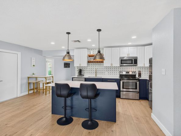 826 Cochran Drive, Lake Worth Beach FL 33461