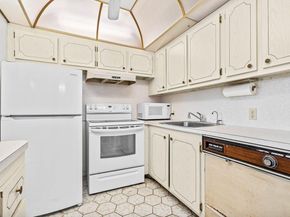 105 Brighton C, Boca Raton FL 33434