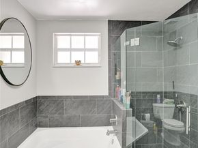 13525 NW 5th Ct, Plantation FL 33325