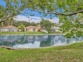 13525 NW 5th Ct, Plantation FL 33325