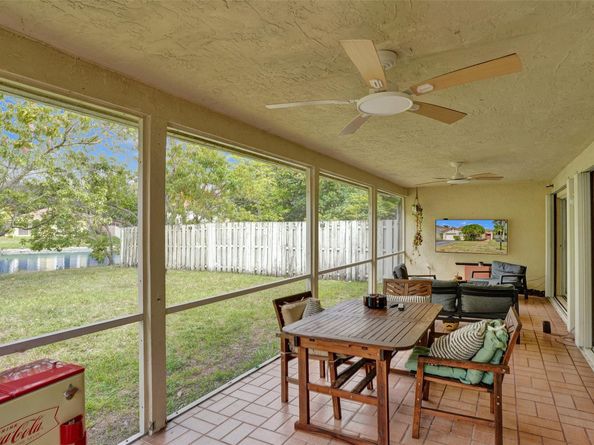 13525 NW 5th Ct, Plantation FL 33325