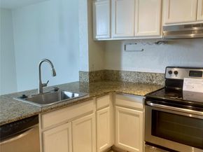 7175 Orange Dr 118H, Davie FL 33314