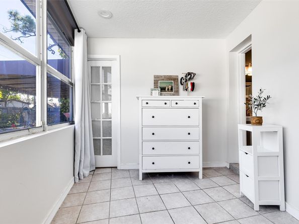 1540 NE 47th St, Oakland Park FL 33334