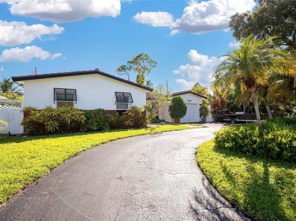 1540 NE 47th St, Oakland Park FL 33334
