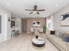 2002 SW Natura Blvd D, Deerfield Beach FL 33441