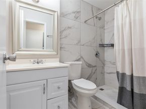 2002 SW Natura Blvd D, Deerfield Beach FL 33441