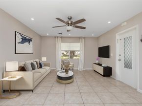 2002 SW Natura Blvd D, Deerfield Beach FL 33441