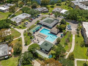 2002 SW Natura Blvd D, Deerfield Beach FL 33441