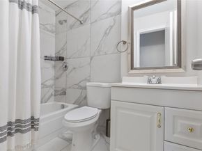 2002 SW Natura Blvd D, Deerfield Beach FL 33441