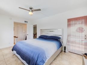 3010 NE 16th Ave 405, Oakland Park FL 33334