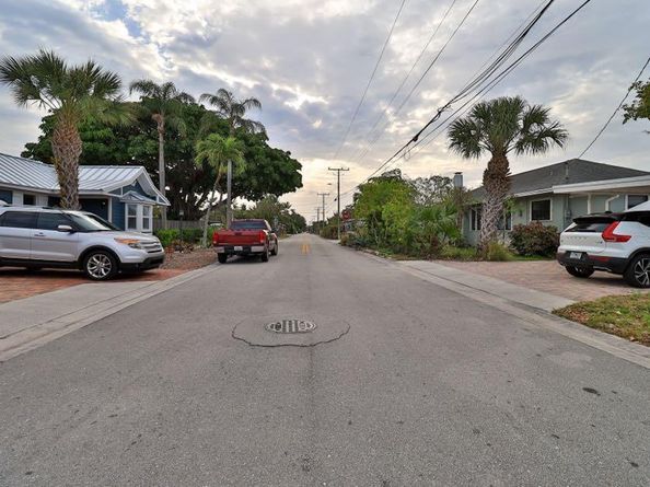 1602 N J 1 Street N 1,2,3, Lake Worth Beach FL 33460
