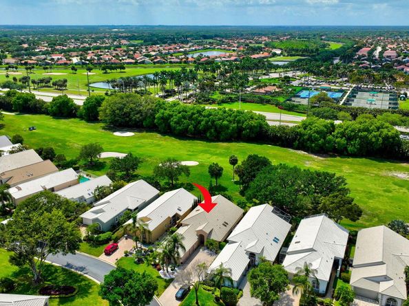 6429 Three Lakes Lane, Boynton Beach FL 33437