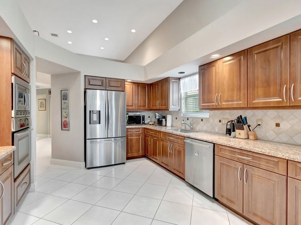 6429 Three Lakes Lane, Boynton Beach FL 33437