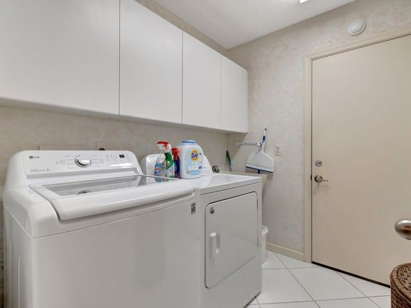6429 Three Lakes Lane, Boynton Beach FL 33437