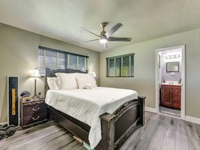 6275 Lakeshore Dr, Margate FL 33063
