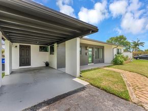 6275 Lakeshore Dr, Margate FL 33063