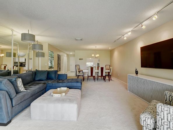 18 Westgate Lane 18f, Boynton Beach FL 33436
