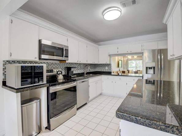 18 Westgate Lane 18f, Boynton Beach FL 33436