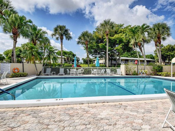 18 Westgate Lane 18f, Boynton Beach FL 33436