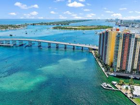 2640 Lake Shore Drive 2215, Riviera Beach FL 33404