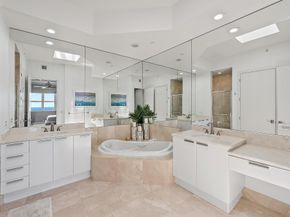2640 Lake Shore Drive 2215, Riviera Beach FL 33404