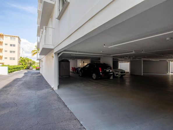 4200 S Ocean Boulevard 503, South Palm Beach FL 33480