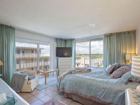 4200 S Ocean Boulevard 503, South Palm Beach FL 33480