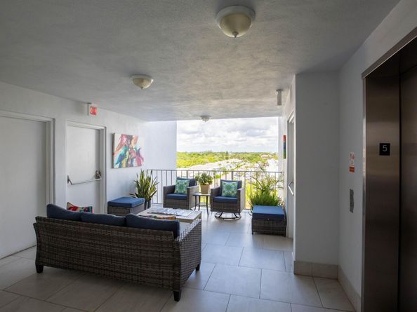 4200 S Ocean Boulevard 503, South Palm Beach FL 33480