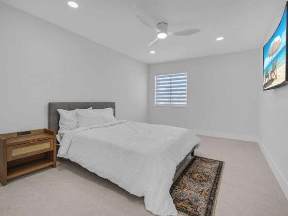 7869 Travlers Tree Dr, Boca Raton FL 33433