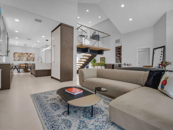 7869 Travlers Tree Dr, Boca Raton FL 33433