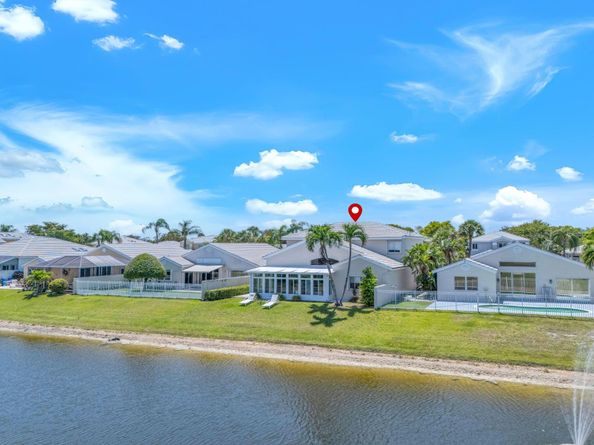 7869 Travlers Tree Dr, Boca Raton FL 33433