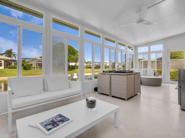 7869 Travlers Tree Dr, Boca Raton FL 33433