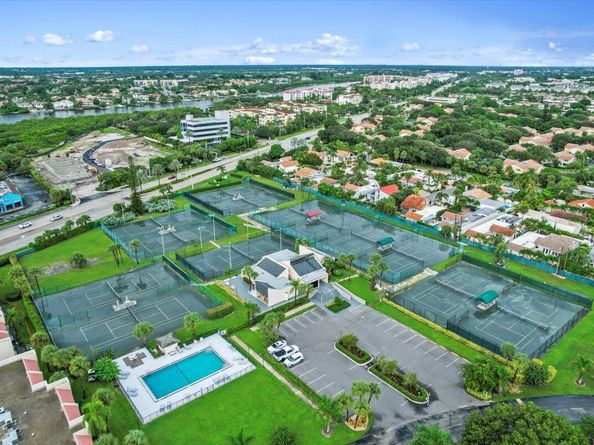 1605 S Us Highway 1 C102 C102, Jupiter FL 33477