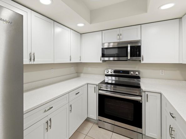 1400 Crestwood Court S 1401, Royal Palm Beach FL 33411