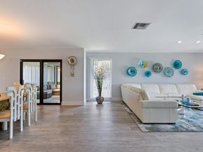21188 Juego Circle 17A, Boca Raton FL 33433