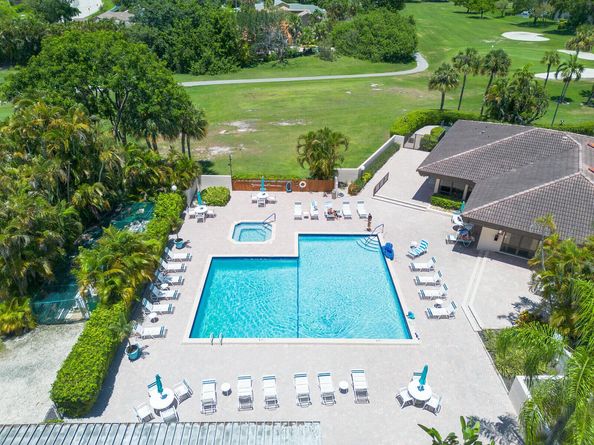 21188 Juego Circle 17A, Boca Raton FL 33433
