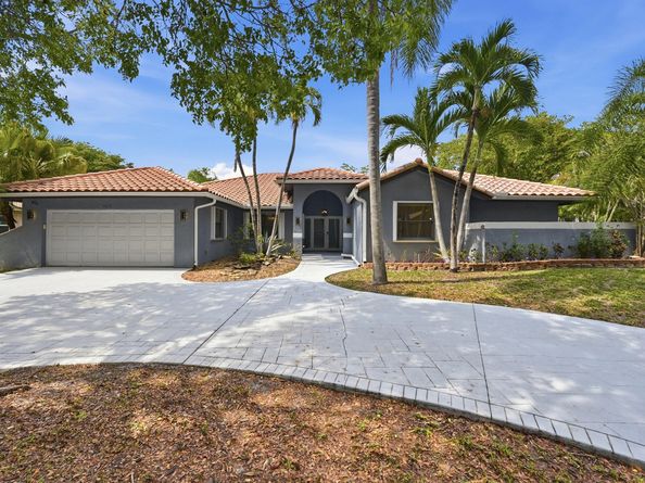 9033 NW 47th Court, Coral Springs FL 33067