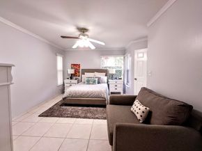 408 NW 108th Terrace NW 408, Pembroke Pines FL 33026