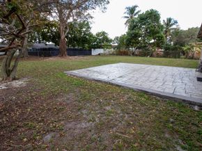 6860 Broadmoor, North Lauderdale FL 33068