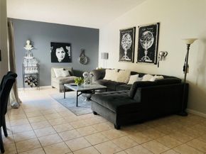 3339 SW 49th St, Fort Lauderdale FL 33312