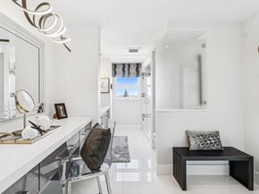 400 Seasage Drive 804, Delray Beach FL 33483