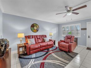290 Farnham M, Deerfield Beach FL 33442