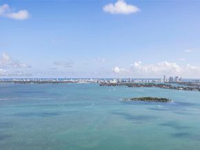 460 NE 28th Street 4002, Miami FL 33137