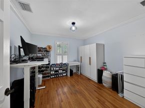 1001 SE 10th Street, Fort Lauderdale FL 33316