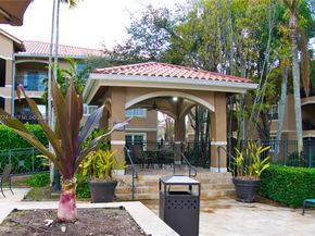215 SW 117th Terrace 14304, Pembroke Pines FL 33025