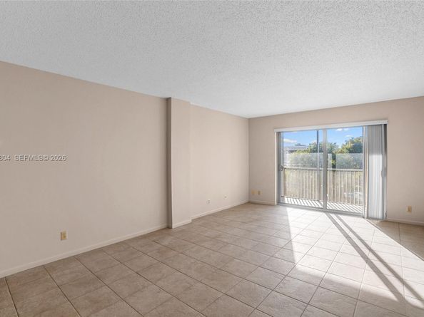 1100 NW 87th Avenue 506, Coral Springs FL 33071