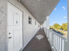 1100 NW 87th Avenue 506, Coral Springs FL 33071